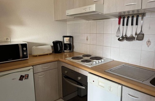 Peyragudes Apartment | 100m from resort center, 2nd floor, jacuzzi, hammam, tv, ski locker, 23m², Peyragudes