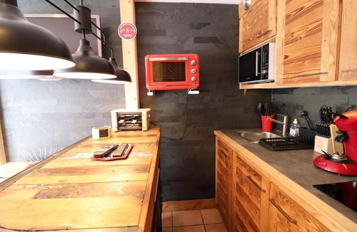 Le Lavachet Apartment | 100m from resort center, Ground floor, balcony, tv, ski locker, 27m², Tignes