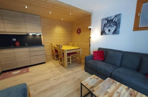 Valmorel Apartment | 100m from shops, Ground floor, view building, terrace, tv, ski locker, 31m², Valmorel
