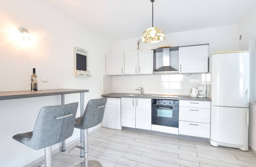 Krizni rat Villa | 100m from the beach,1,5km from theHvar old town.Infinity pool and quiet location