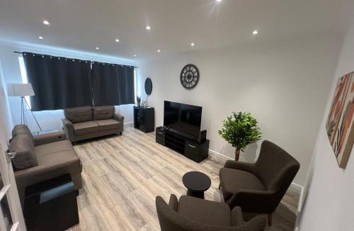 Stanford-le-Hope House | 101 Modern 4 Bedroom Home