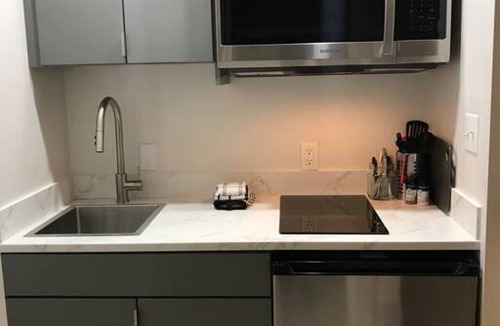 Bartlesville Apartment | 101 · Modern Charm #101 - Hotel Phillips