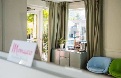 Bay Esplanade Apartment | 101 · ☀Pool✔ Beach✔ Self Checkin✔ Free Parking✔