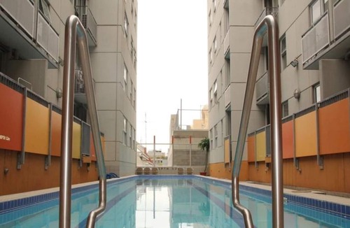 Carlton South Apartment | 1013 Twin Bed CBD Modern Cosmol Suite Panoramic Views