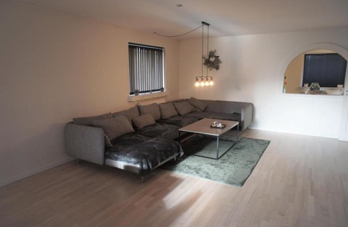 Esbjerg Villa | 102 Fyrrelunden (id. 083)