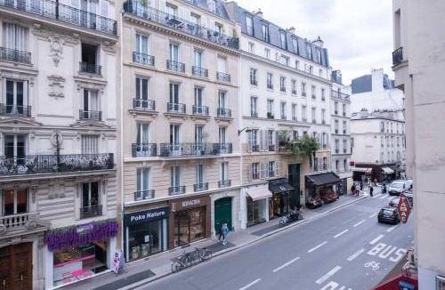 Quartier de l'Ecole-Militaire Apartment | 102 m² Apartment ∙ 3 bedrooms ∙ 10 guests