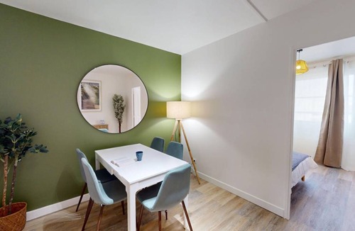 Saint-Lambert Resort | 102 m² Private room ∙ 1 bedroom ∙ 1 guest