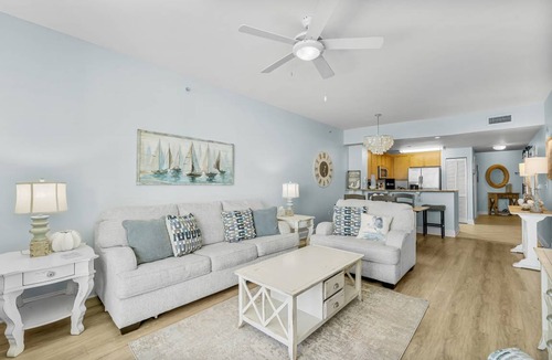 Panama City Beach Condo | 103 m² Condo ∙ 2 bedrooms ∙ 6 guests