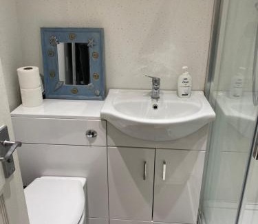 Largs Apartment | 103 Nelson street 1 st floor left