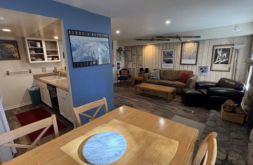 Mammoth Lakes Condo | 103 Premium by RedAwning