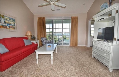 North Myrtle Beach Condo | 1033 The Havens - Barefoot Resort Rentals