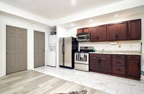 Walkerville Apartment | 1037 Assumption · Brand new 1-bedroom house by the Riverfront