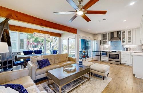 Lakeway Apartment | 104 World of Tennis Square #104
