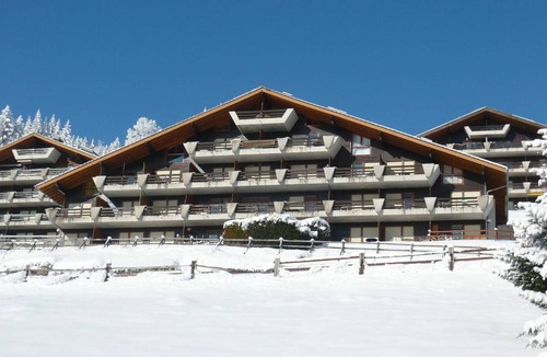 Sainte-Croix Apartment | 105 m² Apartment ∙ 2 bedrooms ∙ 6 guests