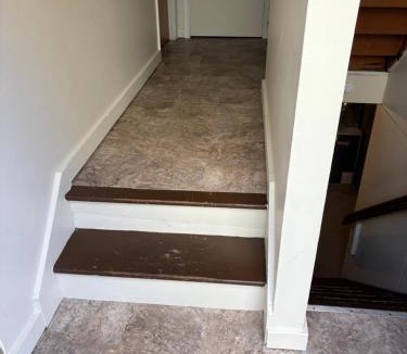 Eastside House | 105 Robert Drive