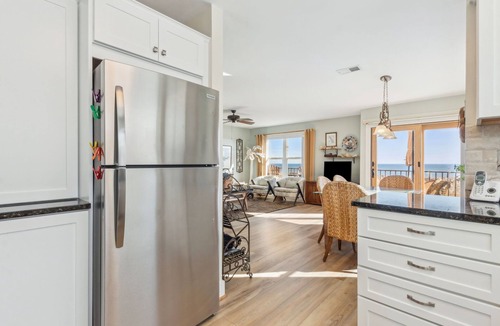 American Beach House | 105 Sailmaker - Beautiful 3 BR Oceanfront