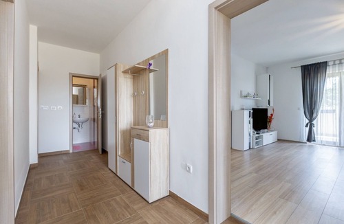 Zbandaj Apartment | 105m2 apartment with swimming pool in Porec