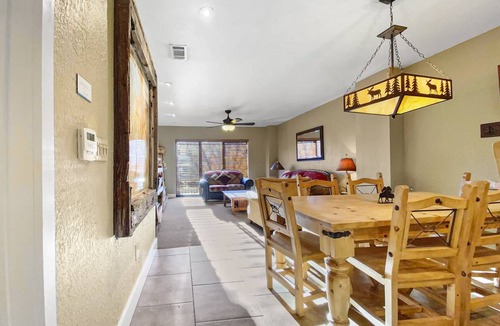 North Park City Condo | 106 m² Condo ∙ 2 bedrooms ∙ 8 guests