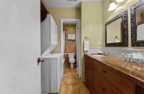 North Park City Condo | 106 m² Condo ∙ 2 bedrooms ∙ 8 guests