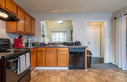 Cartersville Cottage | 106 Middlebrook Dr, Cartersville