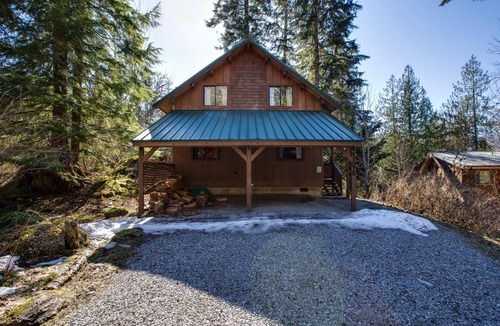 Glacier Cabin | 107 m² Cabin ∙ 2 bedrooms ∙ 6 guests
