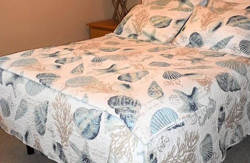 Oroville House | 108 Firerock Lane Veranda Beach