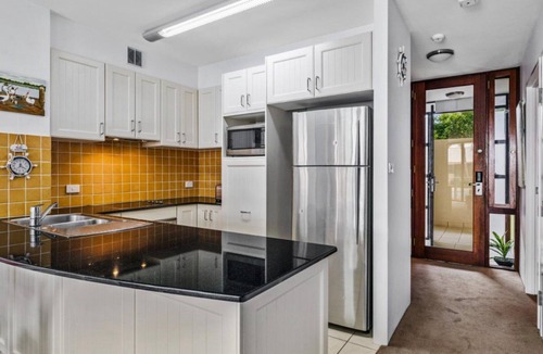 Tea Gardens House | 108 The Boathouse, TOP NOTCH