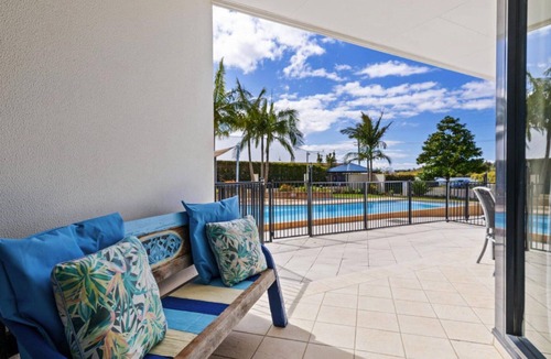 Tea Gardens House | 108 The Boathouse, TOP NOTCH