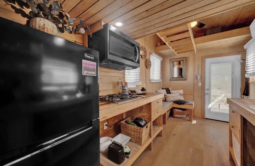 Canyon House | 10BR Sleep 28 PALO DURO CANYON Compound+Reunions