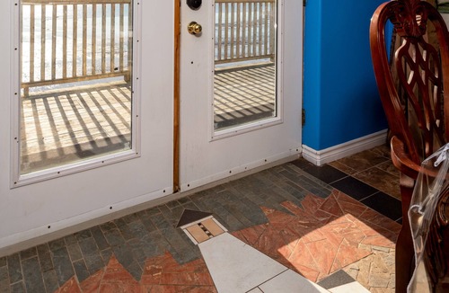 Colchester County House | 10M From the Ocean! Upper Suite with Amazing Views - Highest Tides in the World