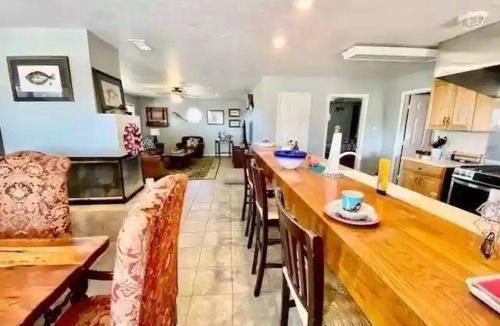 Port O Connor House | 10th Street Lodge