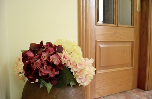 Cendea de Olza Cottage | 11 Bedrooms Cottage In Ibero
