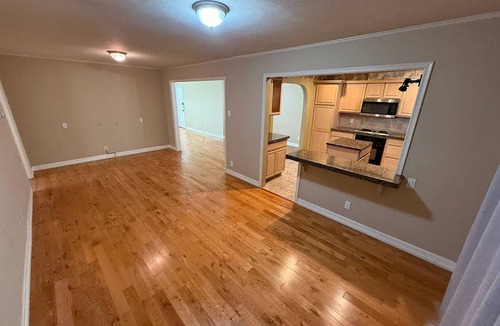 Preston Hollow Apartment | 11 bedrooms! The Perfect World Cup Stay for Large Groups!