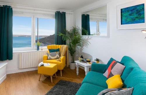 St Ives House | 11 Carrack Widden