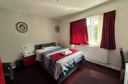 Roundham Bed & Breakfast | @11- Deluxe Double Room - Edinburgh - Room 11