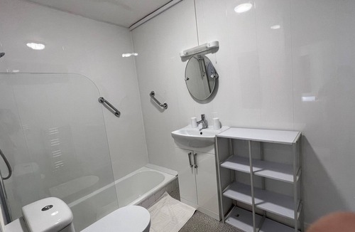 Roundham Bed & Breakfast | @11- Deluxe Double Room - Edinburgh - Room 11