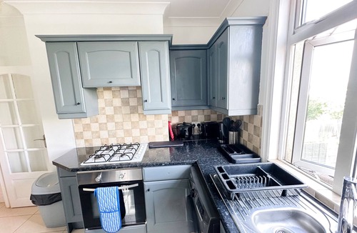 Sudbury House | 11 Guests - 6min Drive to the Wembley Stadium