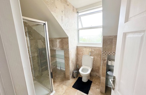 Sudbury House | 11 Guests - 6min Drive to the Wembley Stadium