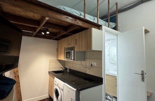 17th Arrondissement Apartment | 11 m² Apartment ∙ 2 guests