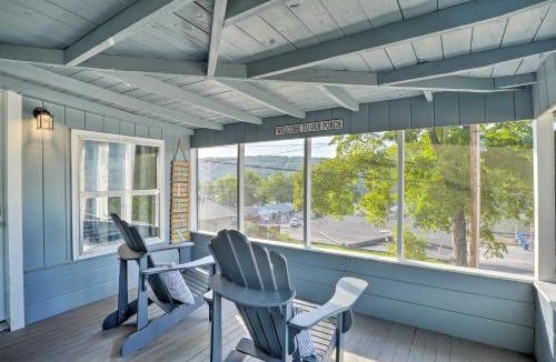 Rockaway Beach House | 11 Mi to Dtwn Branson: Cottage in Rockaway Beach!