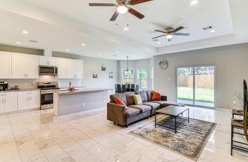 Northeast Houston House | 11 Mi to Dtwn Houston Family Home with Yard
