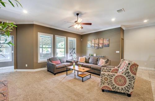 Lubbock House | 11 Mi to Dtwn: Lubbock Home w/Patio, Grill & Yard