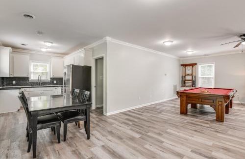 Petersburg House | 11 Mi to Fort Lee: 30-Acre Retreat w/Scenic Views