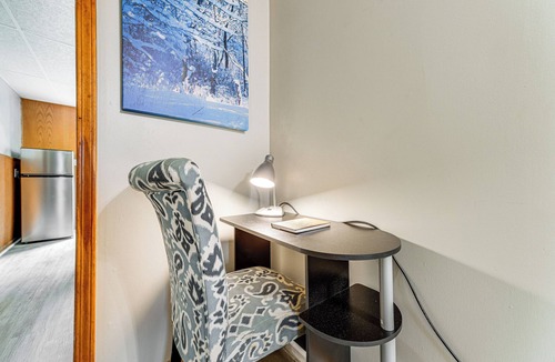 North Tonawanda Apartment | 11 Mi to Niagara Falls: North Tonawanda Apartment