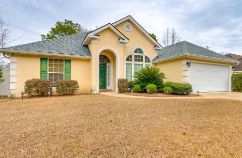 Pooler House | 11 Mi to Savannah! Suburban Home w/Spacious Yard