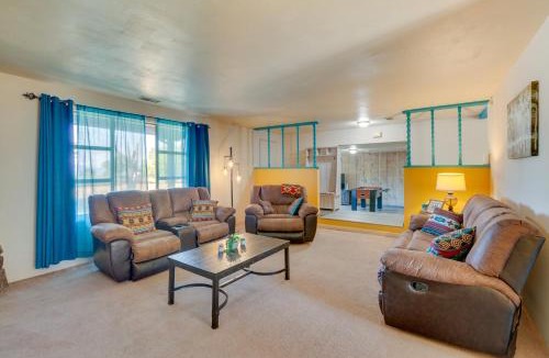 Arroyo Seco House | 11 Mi to Skiing: Valdez Home w/Mtn Views!
