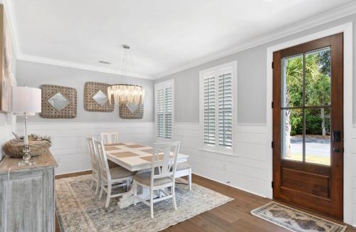 Saint Simons Heights House | 11 Orchard Road