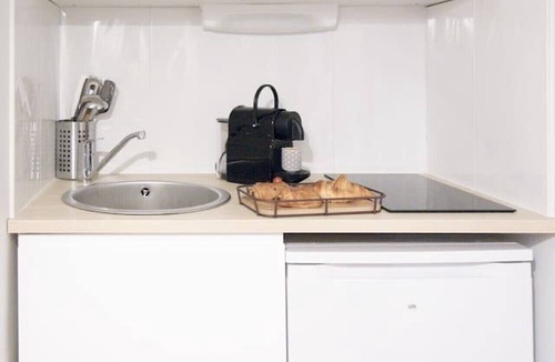 Saint-Gervais Apartment | 11. Studio #Rivoli #Marais #Stpaul #2 people #Paris 4