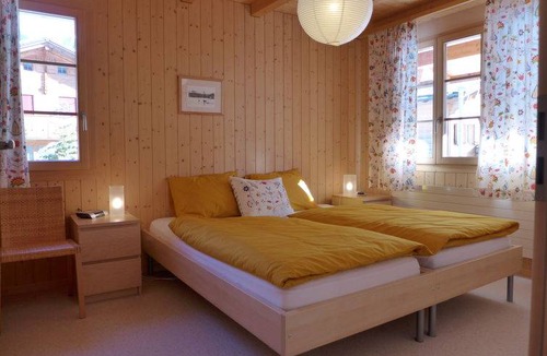 Kandersteg Apartment | 110 m² Apartment ∙ 2 bedrooms ∙ 4 guests