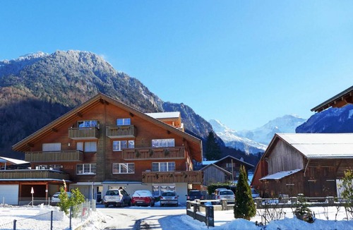 Wilderswil Apartment | 110 m² Apartment ∙ 2 bedrooms ∙ 4 guests